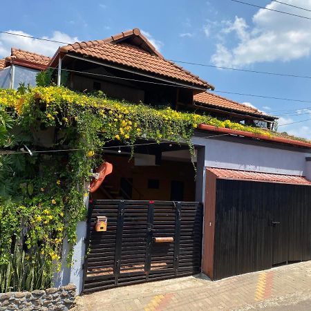 Coorg North Breeze Homestay Madikeri Extérieur photo